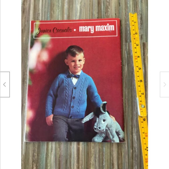 Mary Maxim Junior Casuals Vintage Knitting Pattern Book #28 1960s Sweater Tops - Picture 4 of 4